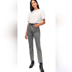 Abercrombie & Fitch Ultra High Rise Ankle Straight Jean
